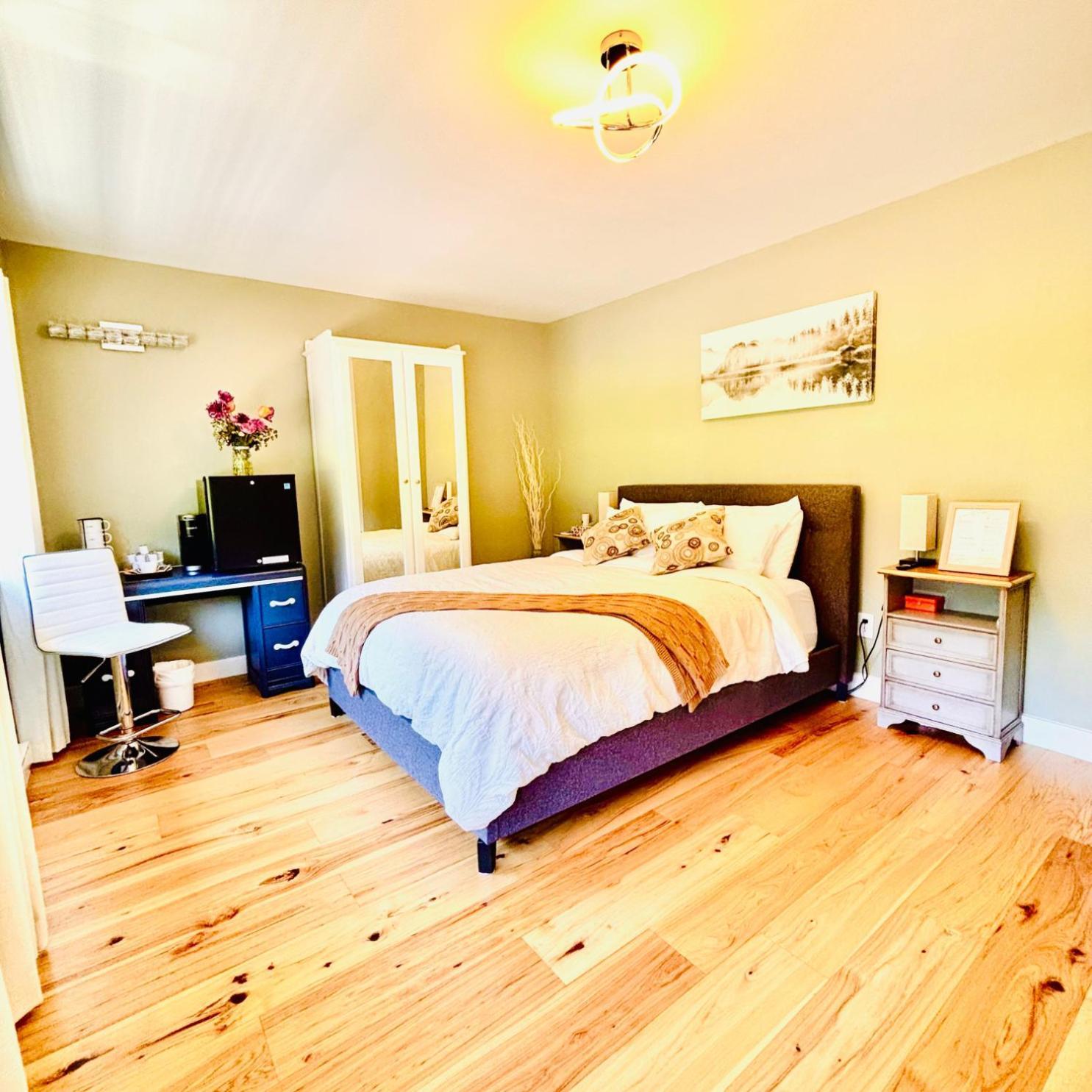 Bed and Breakfast Oceanside Manor - Golf Course View Qualicum Beach Esterno foto